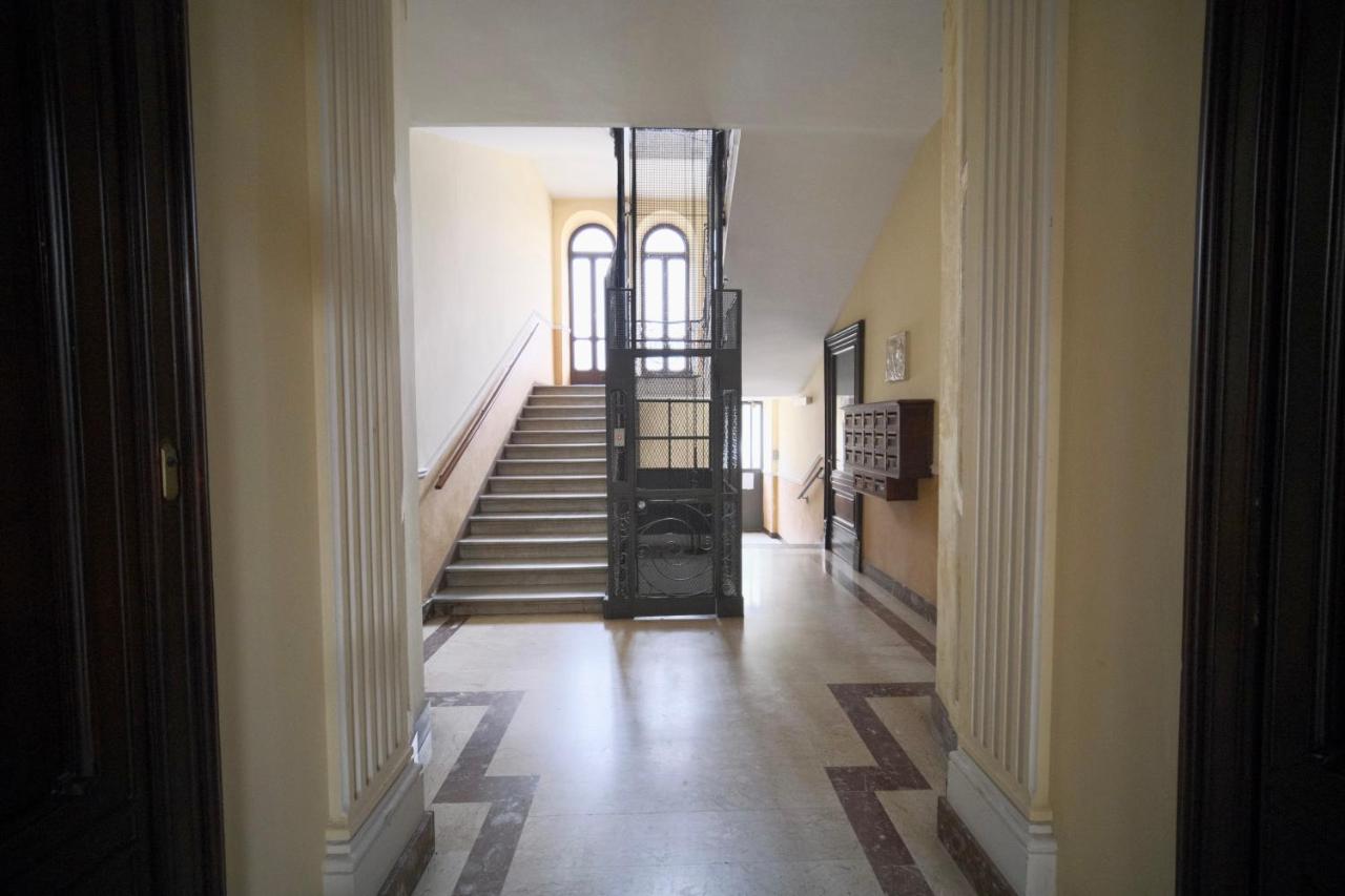 Moderno ❴ 300 Mt. Da Porta Nuova ❵